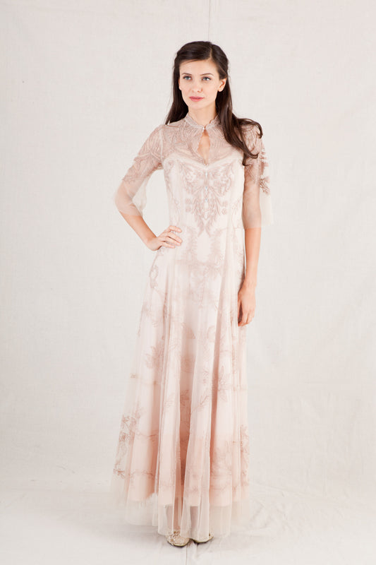 Stunning Victorian Inspired Nataya Wedding Dress Stunning Victorian Inspired Nataya Wedding Dress